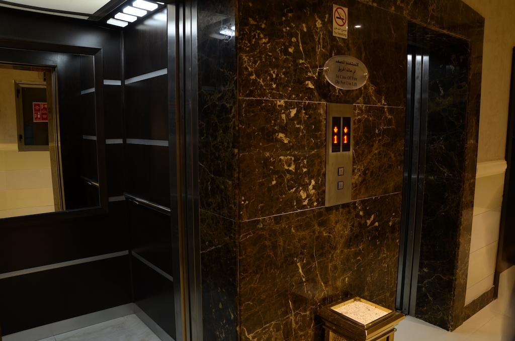 Reef Hotel Aparts Ajman Ngoại thất bức ảnh